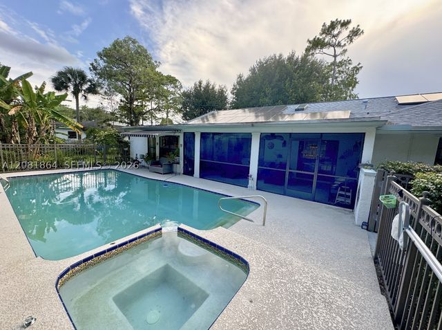 172 W Wild Pine Rd 172, Wellington, FL 33414
