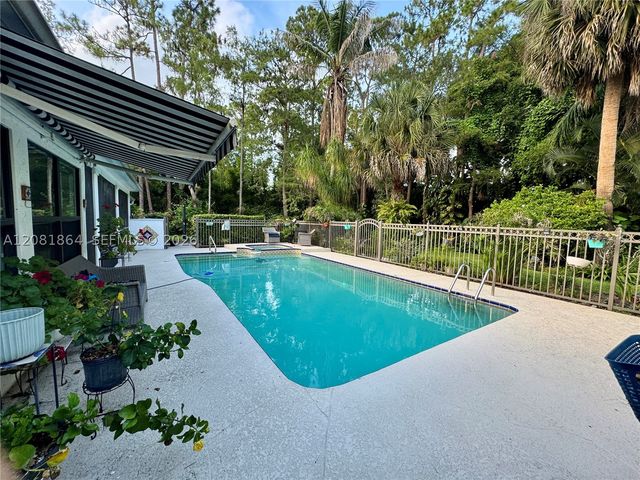 172 W Wild Pine Rd 172, Wellington, FL 33414