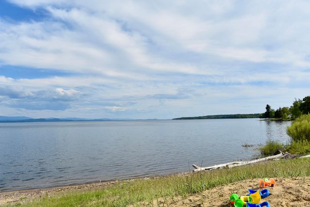 697 Point Road, Willsboro, NY 12996