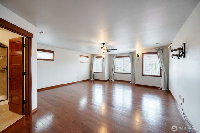 17103 138th Avenue E, Puyallup, WA 98374