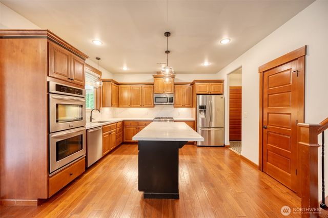 17103 138th Avenue E, Puyallup, WA 98374