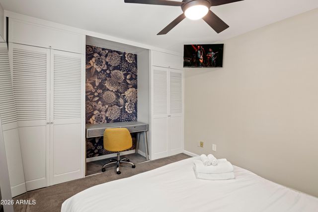 8543 E MITCHELL Drive, Scottsdale, AZ 85251