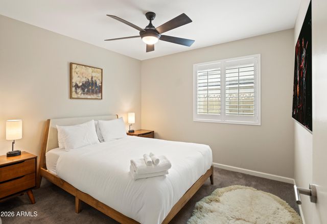 8543 E MITCHELL Drive, Scottsdale, AZ 85251