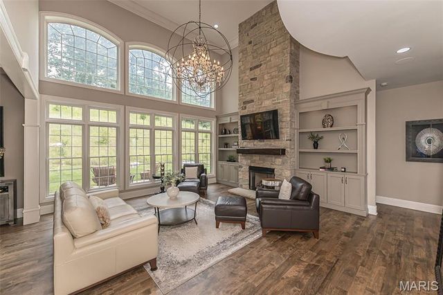 1600 White Sage Court, Chesterfield, MO 63005