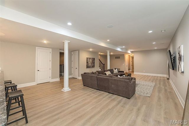 1600 White Sage Court, Chesterfield, MO 63005