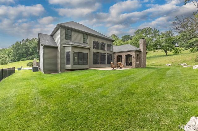 1600 White Sage Court, Chesterfield, MO 63005