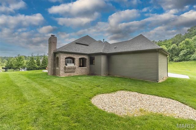 1600 White Sage Court, Chesterfield, MO 63005