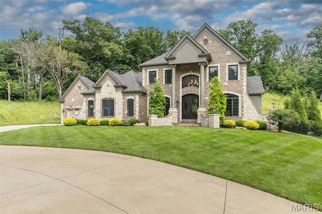 1600 White Sage Court, Chesterfield, MO 63005