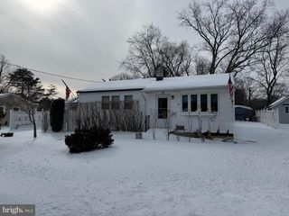 538 LYNNE DR, Clayton, NJ 08312