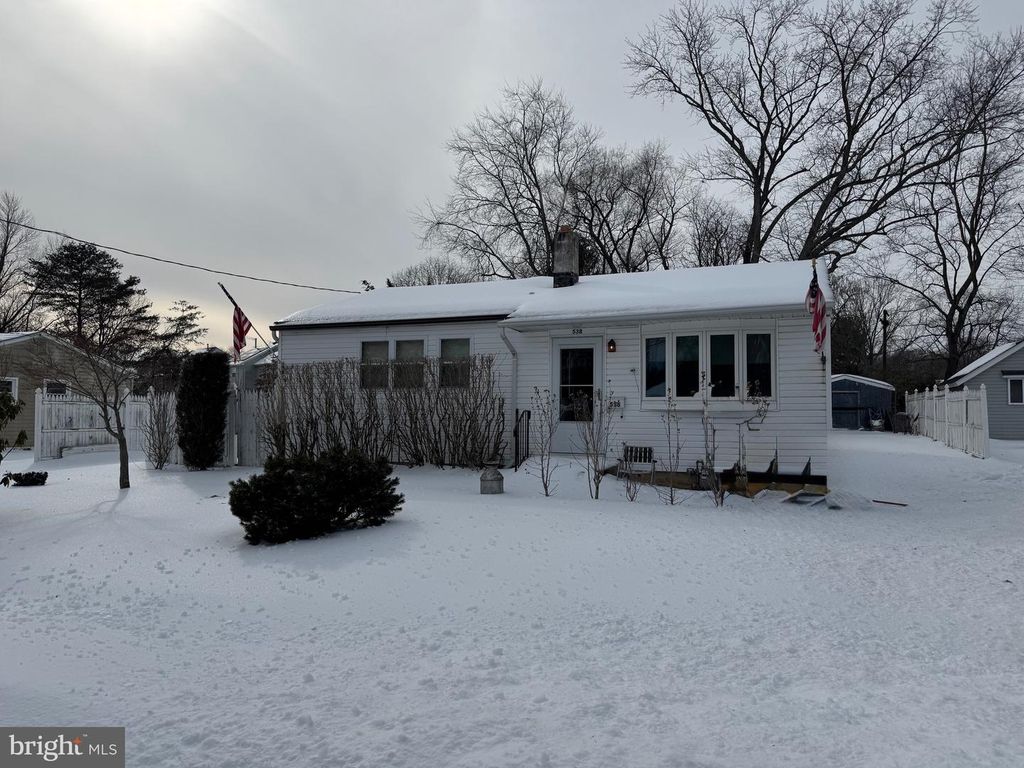 538 LYNNE DR, Clayton, NJ 08312