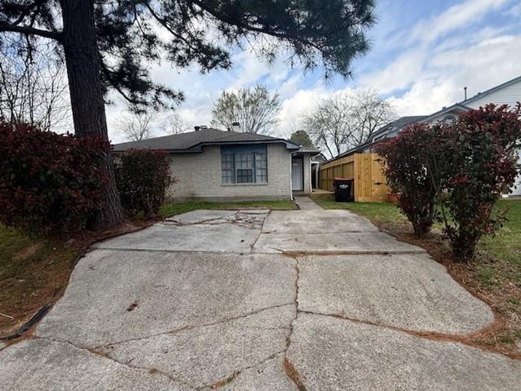 3105 Oak Rock Circle, Spring, TX 77373