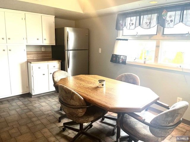 210 14th Street, Wood Ridge, NJ 07075