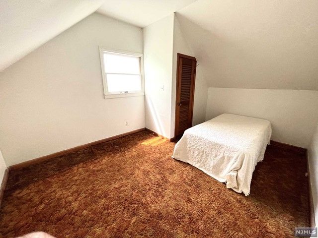 210 14th Street, Wood Ridge, NJ 07075
