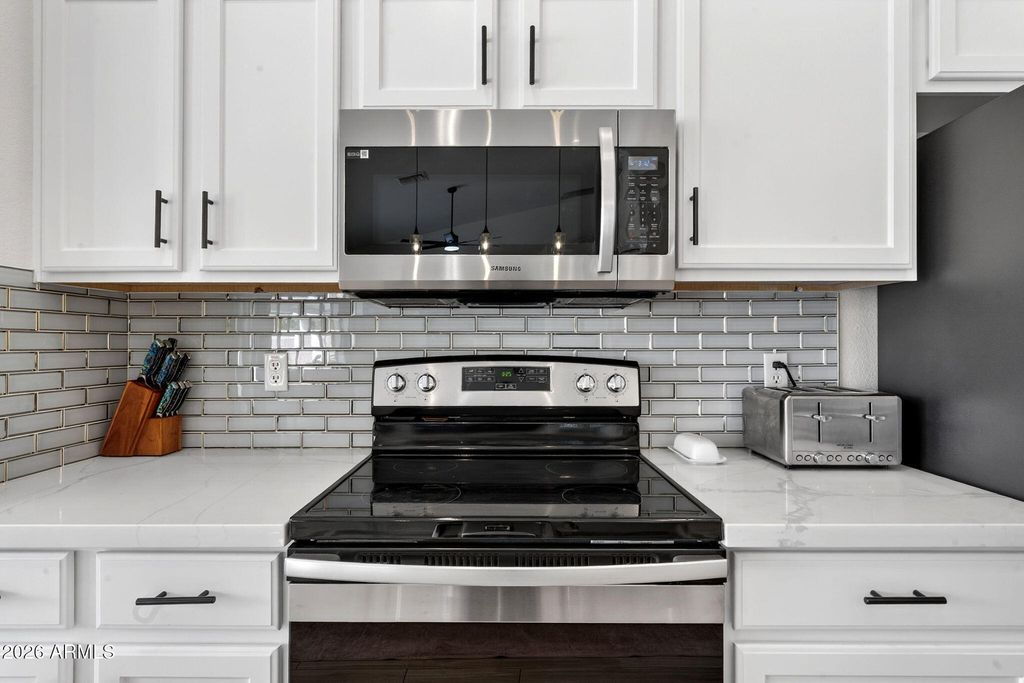 Image 20 of property listing at 905 W BEECHNUT Drive, Chandler, AZ 85248