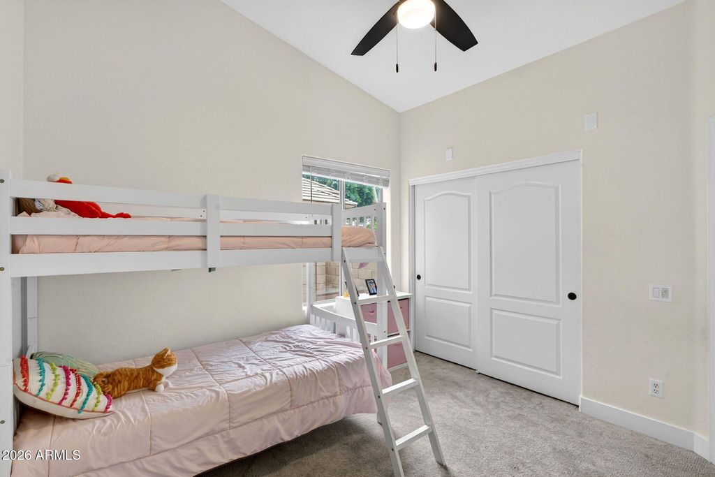Image 40 of property listing at 905 W BEECHNUT Drive, Chandler, AZ 85248