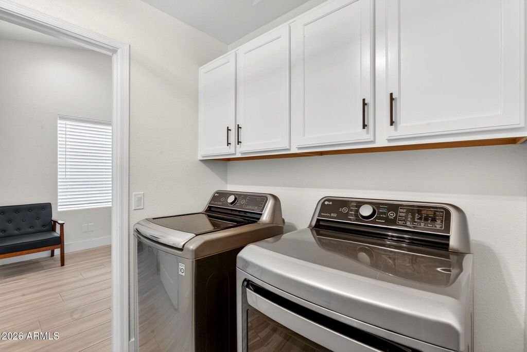 Image 44 of property listing at 905 W BEECHNUT Drive, Chandler, AZ 85248