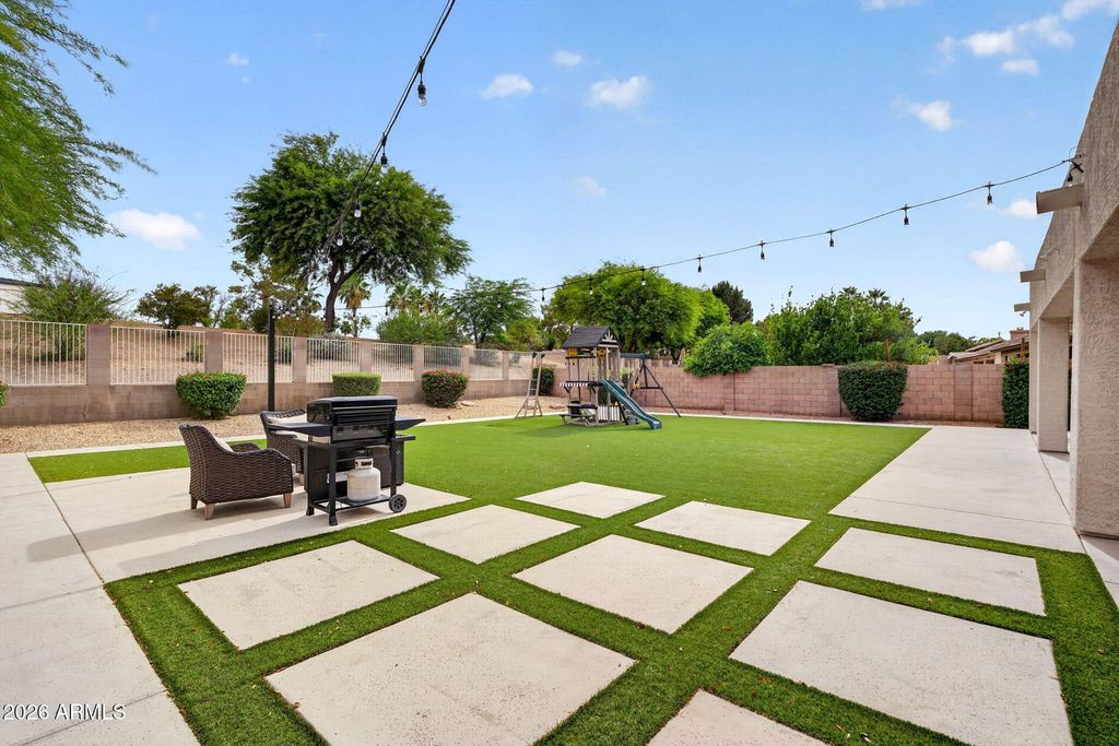 Image 46 of property listing at 905 W BEECHNUT Drive, Chandler, AZ 85248