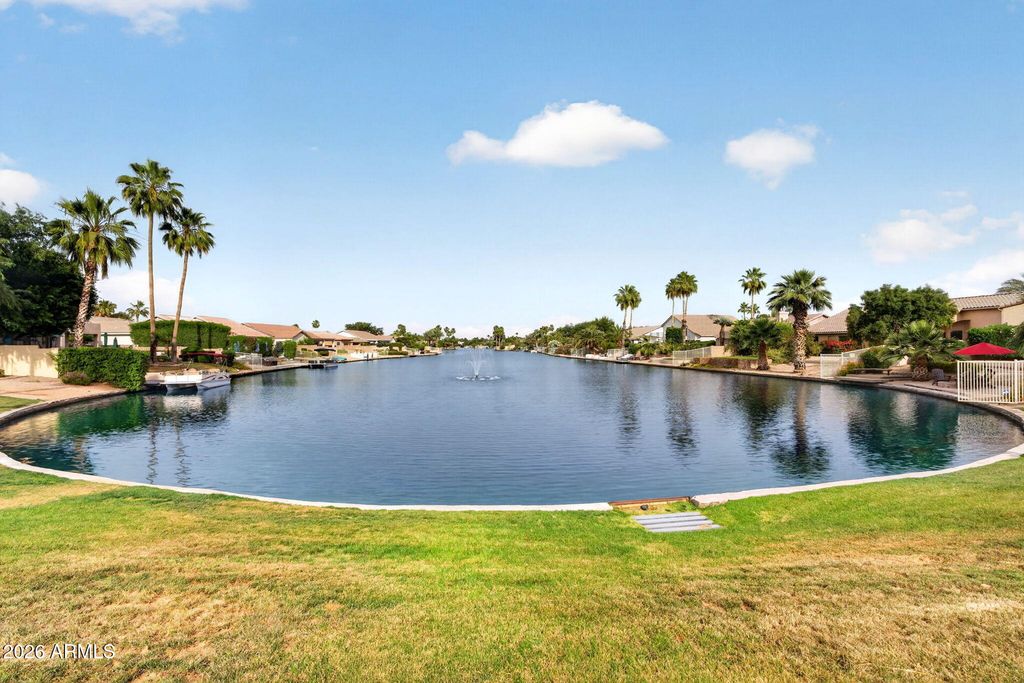 Image 55 of property listing at 905 W BEECHNUT Drive, Chandler, AZ 85248