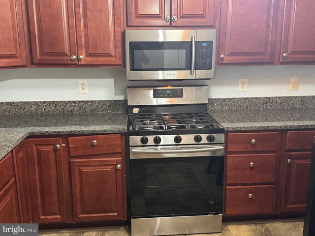 7148 NATURES RD, Columbia, MD 21046