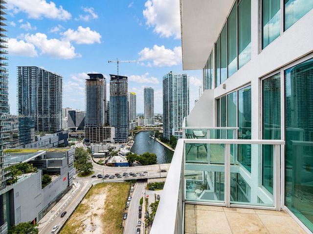 41 SE 5th St 1412, Miami, FL 33131