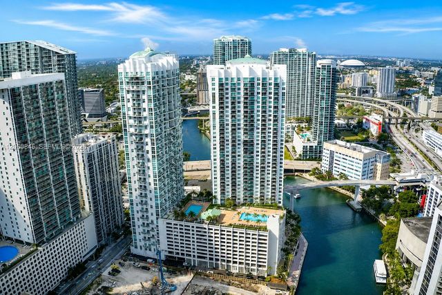 41 SE 5th St 1412, Miami, FL 33131