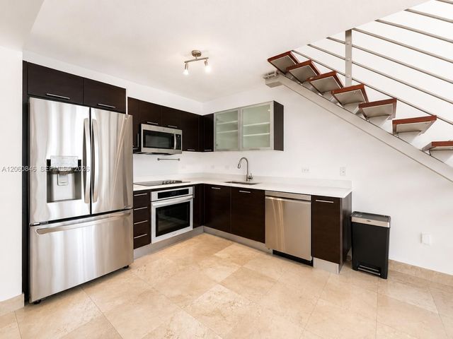 41 SE 5th St 1412, Miami, FL 33131