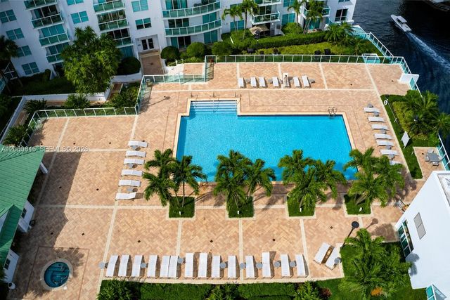 41 SE 5th St 1412, Miami, FL 33131