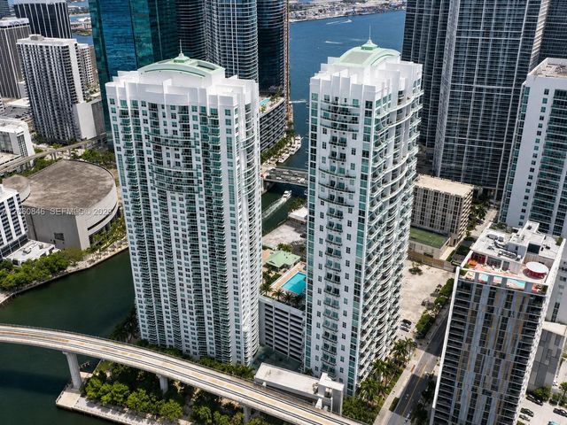 41 SE 5th St 1412, Miami, FL 33131