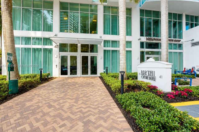41 SE 5th St 1412, Miami, FL 33131