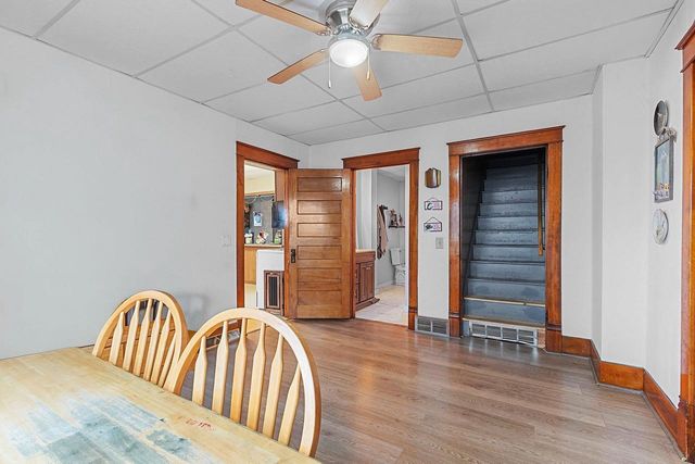17 E 2ND STREET, Clintonville, WI 54929