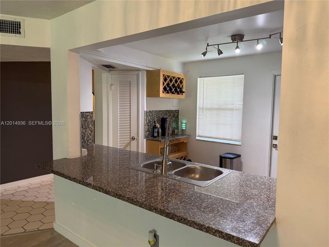 1351 NE 191st St E119, Miami, FL 33179