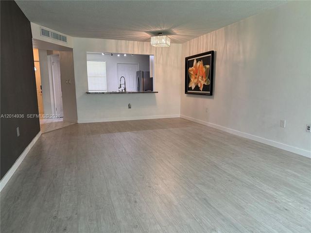 1351 NE 191st St E119, Miami, FL 33179