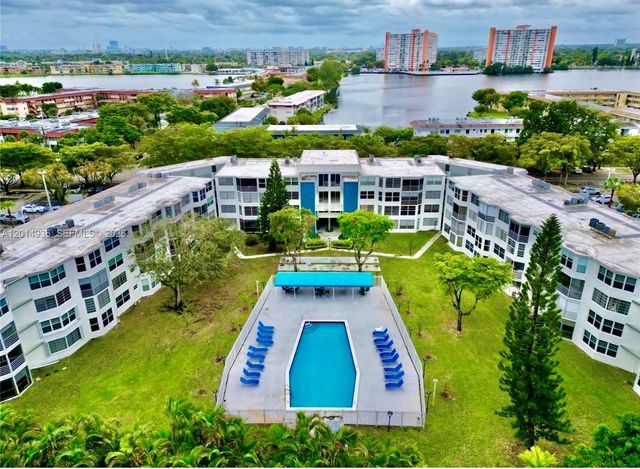 1351 NE 191st St E119, Miami, FL 33179