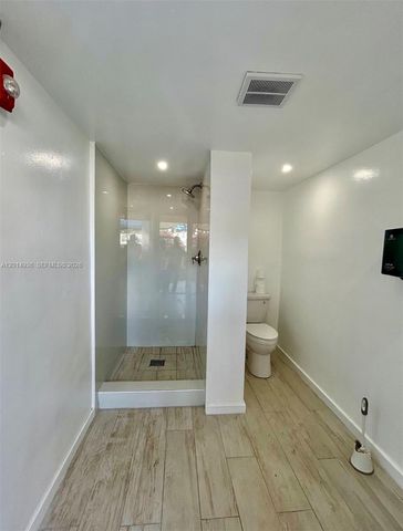 1351 NE 191st St E119, Miami, FL 33179