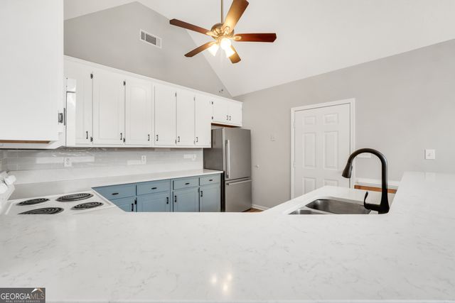 1130 Larkspur Drive, Locust Grove, GA 30248