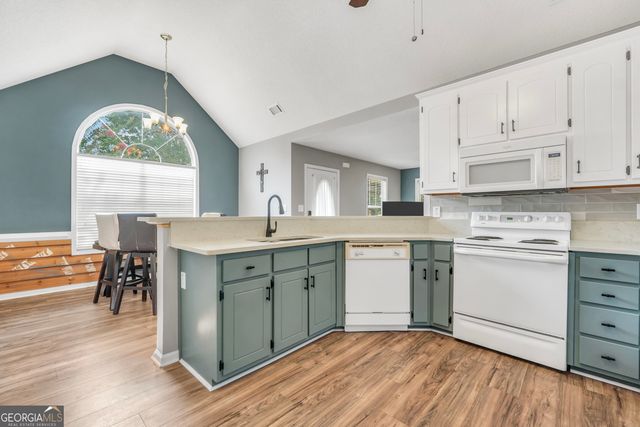 1130 Larkspur Drive, Locust Grove, GA 30248