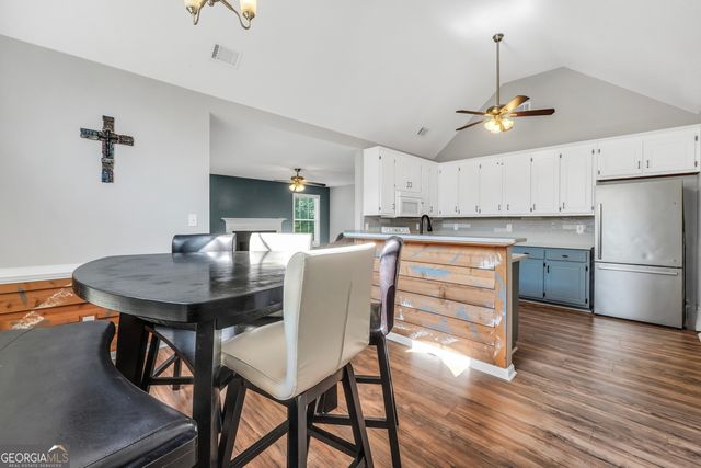 1130 Larkspur Drive, Locust Grove, GA 30248