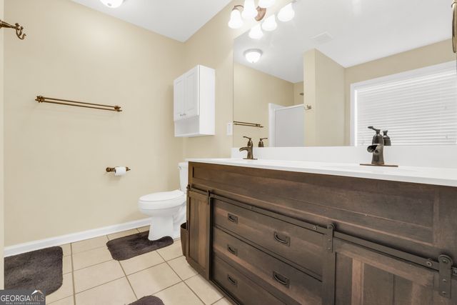 1130 Larkspur Drive, Locust Grove, GA 30248