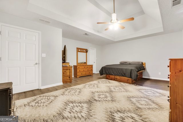 1130 Larkspur Drive, Locust Grove, GA 30248
