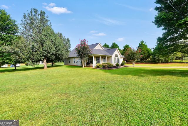 1130 Larkspur Drive, Locust Grove, GA 30248