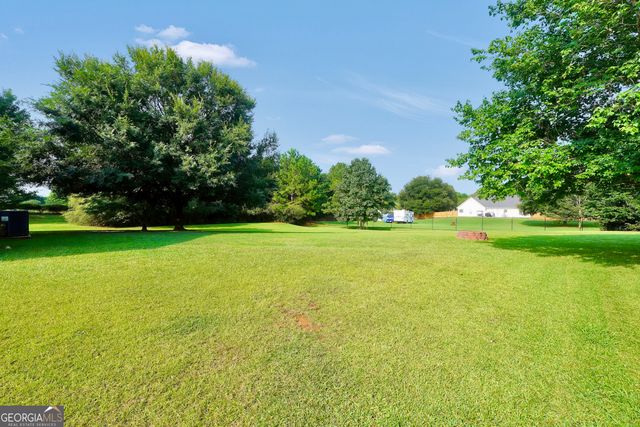 1130 Larkspur Drive, Locust Grove, GA 30248