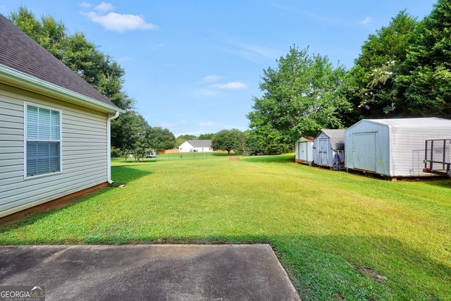 1130 Larkspur Drive, Locust Grove, GA 30248