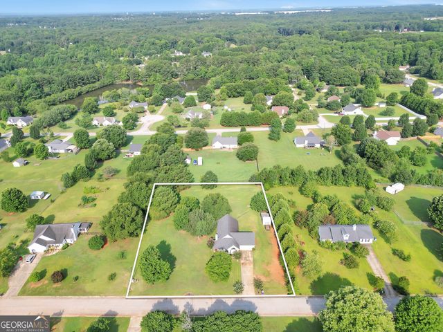 1130 Larkspur Drive, Locust Grove, GA 30248
