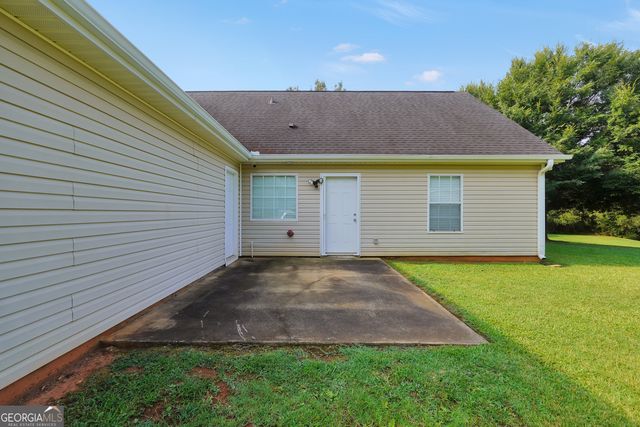 1130 Larkspur Drive, Locust Grove, GA 30248