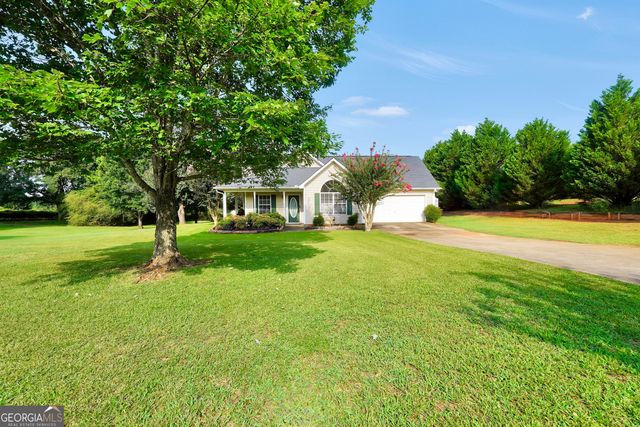 1130 Larkspur Drive, Locust Grove, GA 30248