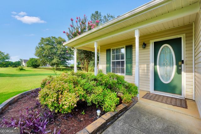 1130 Larkspur Drive, Locust Grove, GA 30248