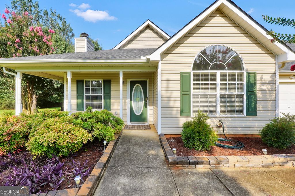 1130 Larkspur Drive, Locust Grove, GA 30248