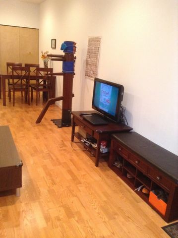 2224 W Madison Street 201, Chicago, IL 60612