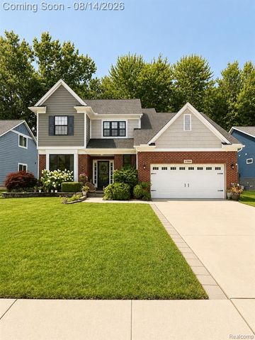 27688 Coleridge Street, Harrison Twp, MI 48045