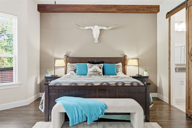 346 Hill Creek Lane, Grapevine, TX 76051